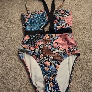 Laundry by Design by Shelli Segal One Piece Floral Boho Swim Bathin Suit size M